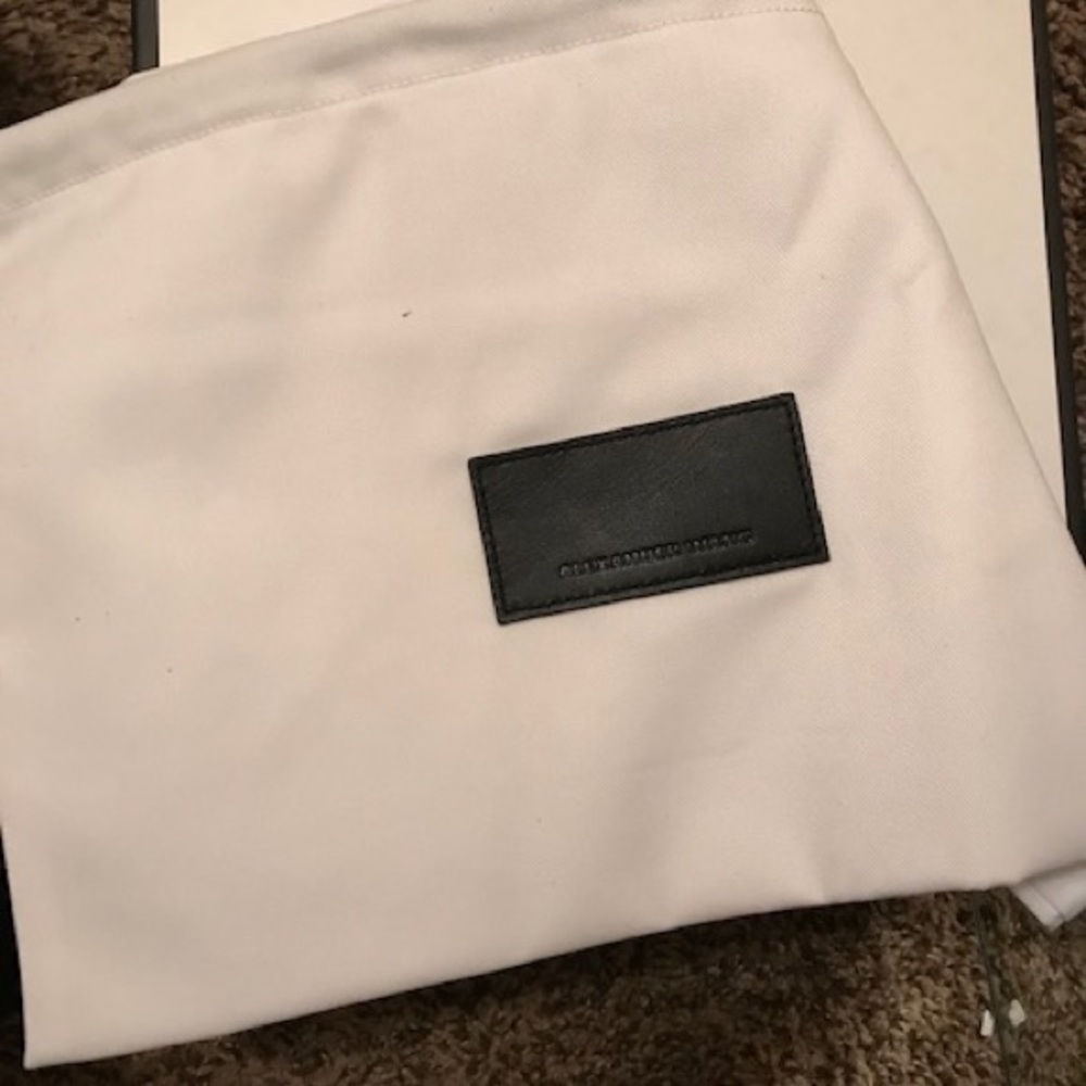Alexander wang